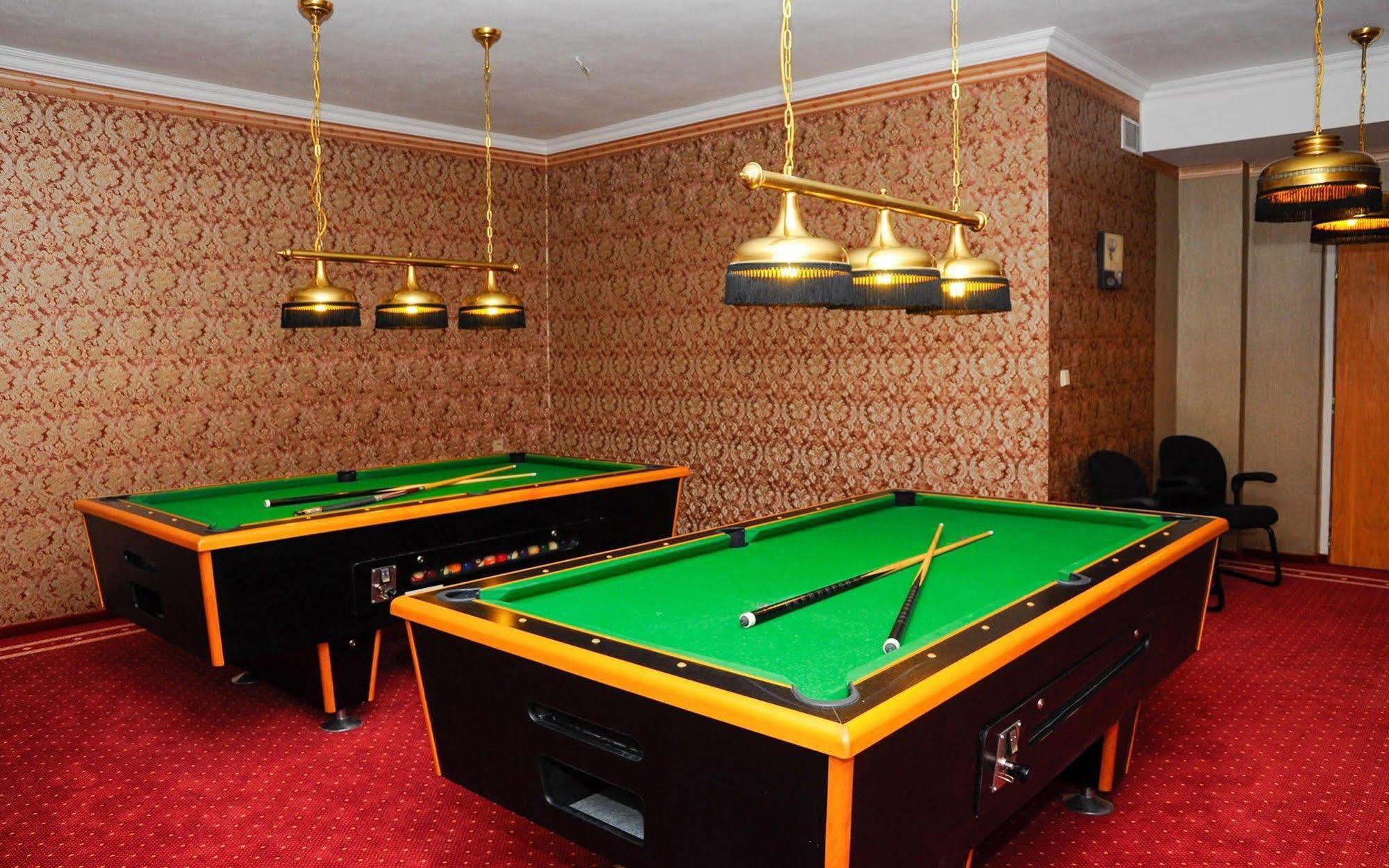 Hotel Ostrov Nymburk Bagian luar foto